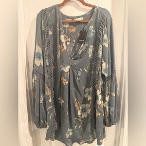 Torrid Gauze Tunic Blue Blouse, Floral